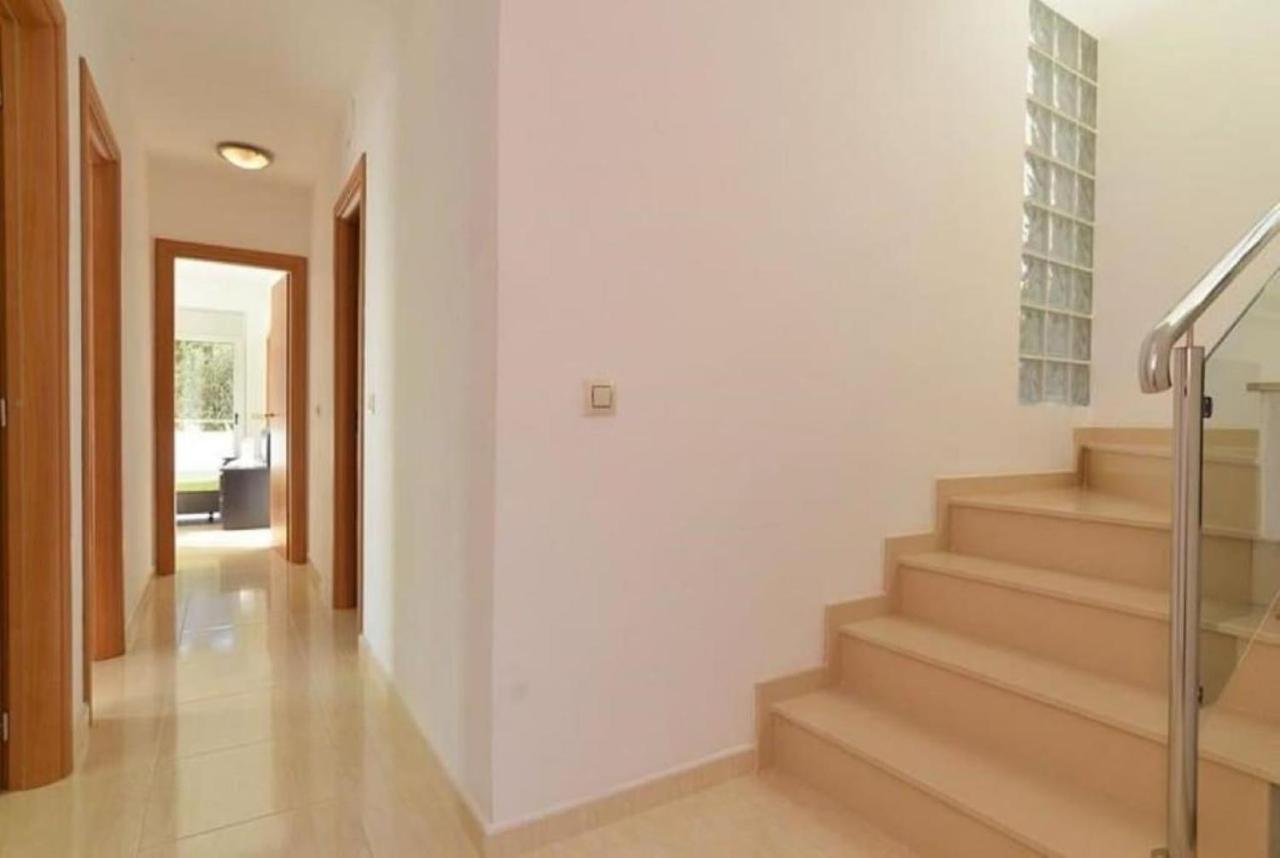 Villa Privacy, Pool, Nature, With Breathtaking View